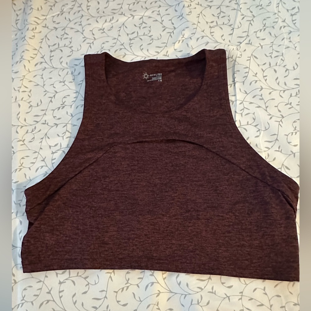 Maroon Aerie Offline Sports Bra w/ Keyhole. Size L.